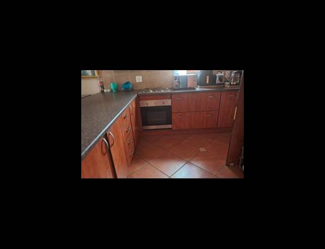 3 BEDROOM HOUSE FOR SALE IN HEATHERVIEW